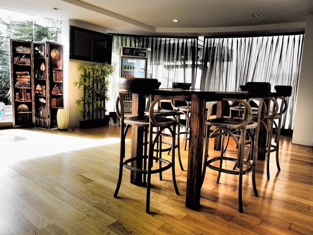 Beverly 33 By Aspira Bangkok Exteriér fotografie