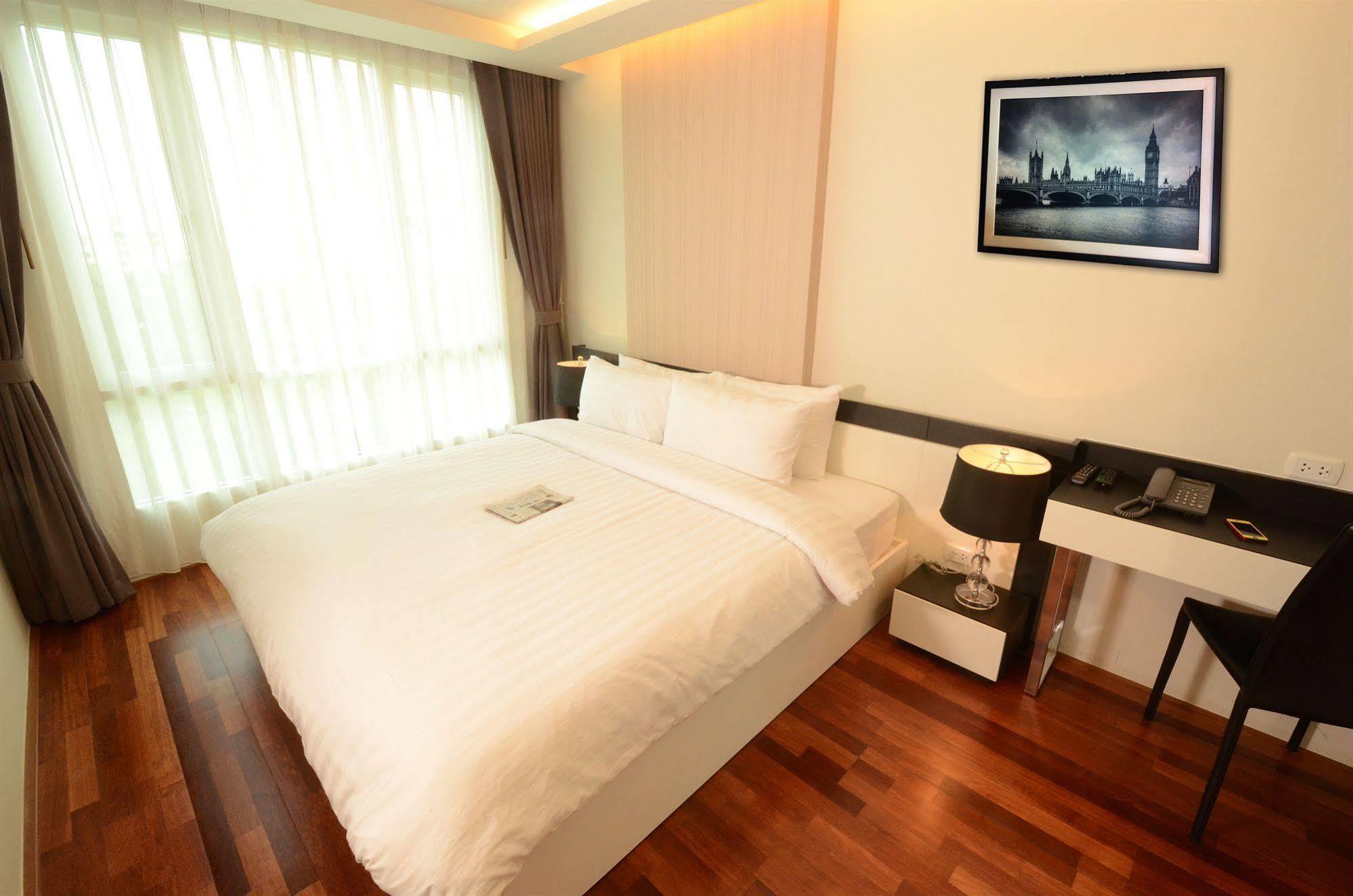Beverly 33 By Aspira Bangkok Exteriér fotografie