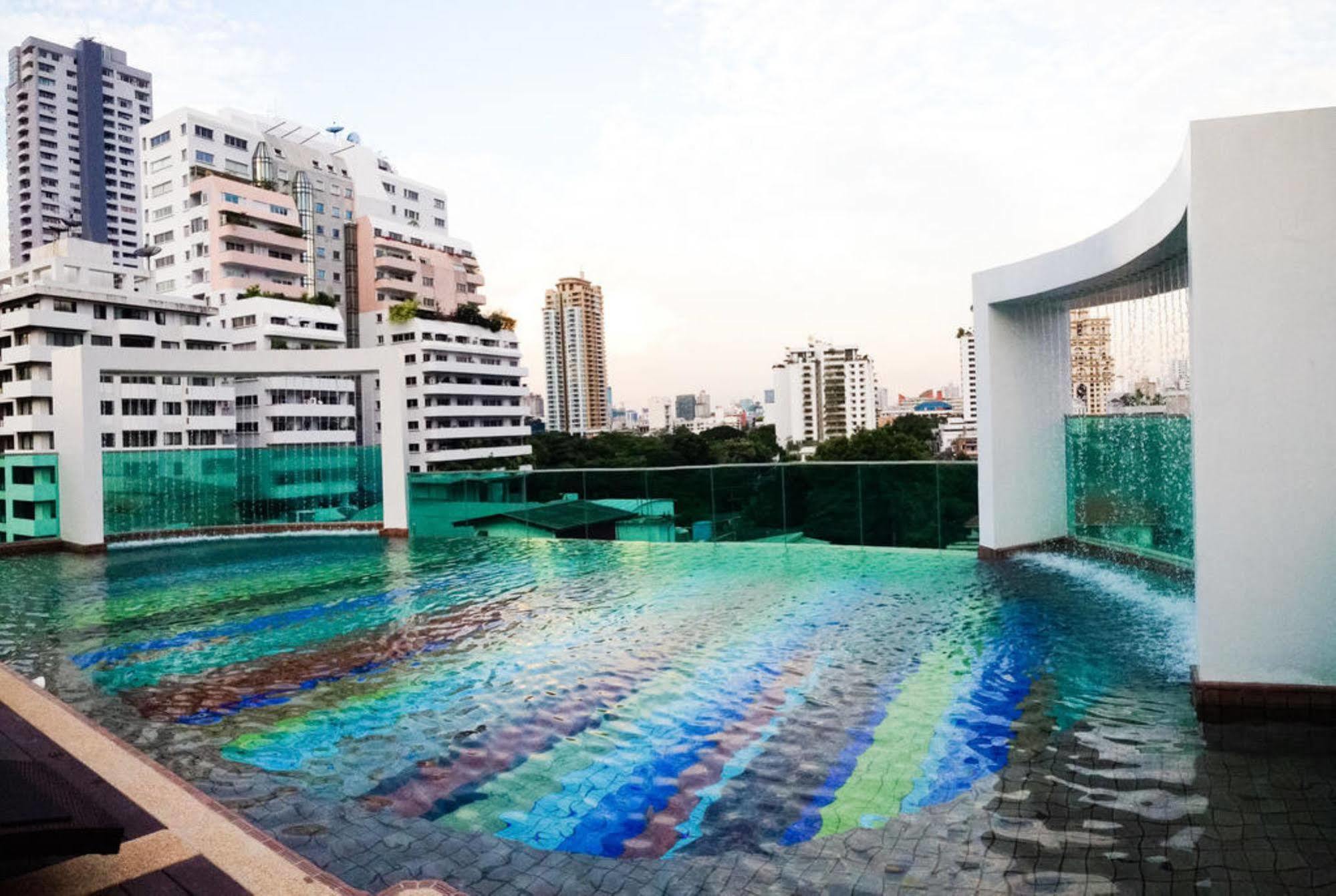 Beverly 33 By Aspira Bangkok Exteriér fotografie